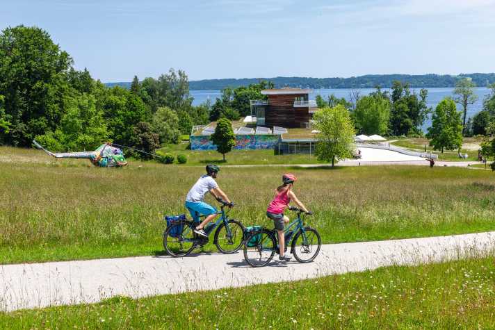 Das Buchheim-Museum ist nur eines der vielen Highlights auf der Radrunde um den Starnberger See