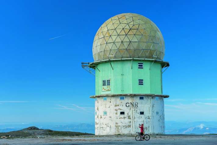 Historischer Horchposten: Radarturm am Torre