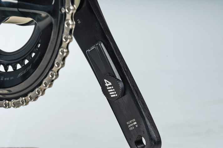 Als einziges Marathonrad in dieser Klasse ist das Canyon mit einem einseitigen Powermeter von 4iiii ausgestattet.