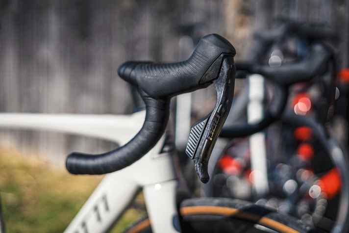 Brems- und Schalthebel der Sram Red AXS