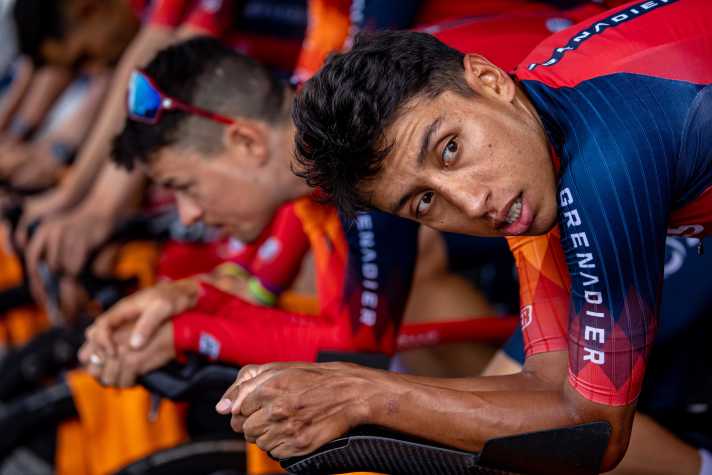 Ein schwerer Sturz sorgte Anfang 2022 für einen Karriereknick bei Egan Bernal - schafft er es nochmal zurück in die Weltspitze?