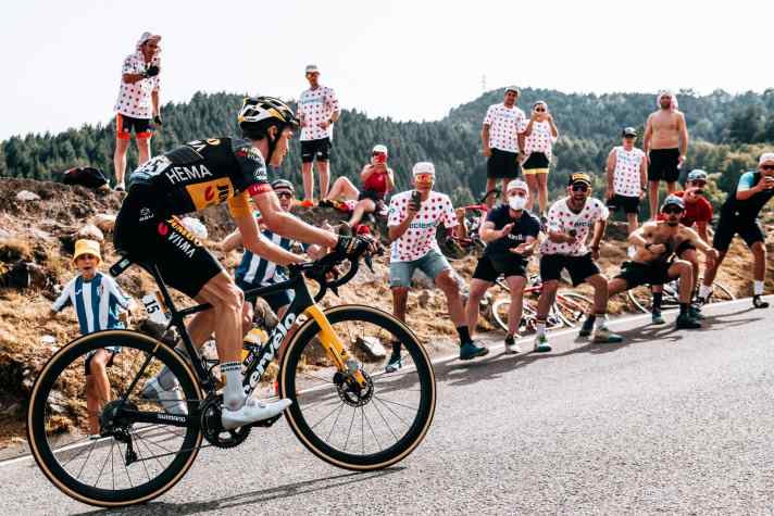   Sepp Kuss siegte in Andorra auf einem Cervélo R5.