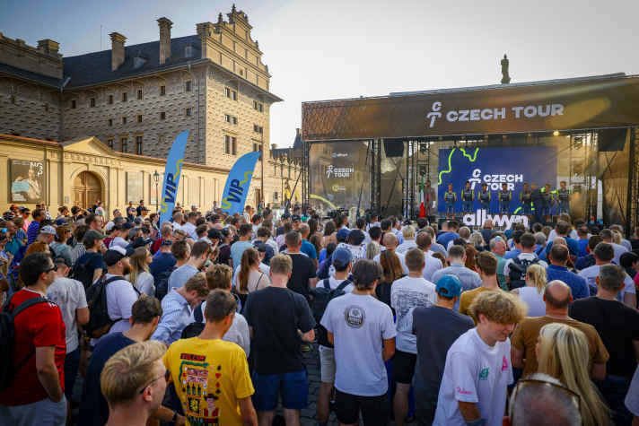 Erfahrung mit großen Events hat Tschechien bereits - hier bei der Tschechien-Rundfahrt mit dem Auftakt in Prag