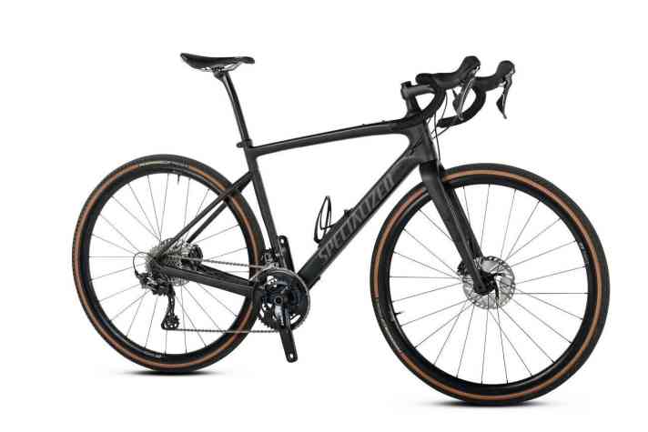   Specialized setzt beim Diverge auf einen konventionellen Look mit dezentem Schwarz und mit klassischen Rohrprofilen.