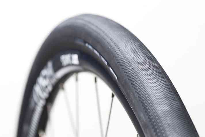 Cadex Classics 32