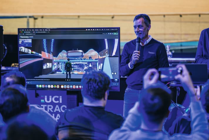 Francois Ribeiro stellt am 2. Dezember den digitalen Raum der TCL vor, das Metaverse