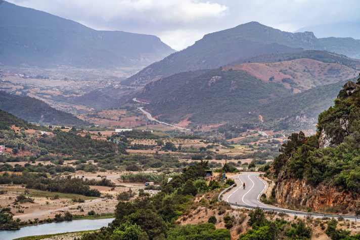 Tour 3 führt durch den bergigen Nationalpark Talassemtane nach Oued Laou am Mittelmeer