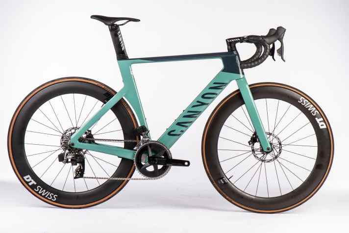 Unser Testrad: das Canyon Aeroad CF SLX 7 mit 8,3 Kilo.
