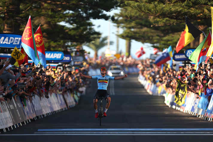 Remco Evenepoel gewann die Weltmeisterschaft 2022 in Wollongong