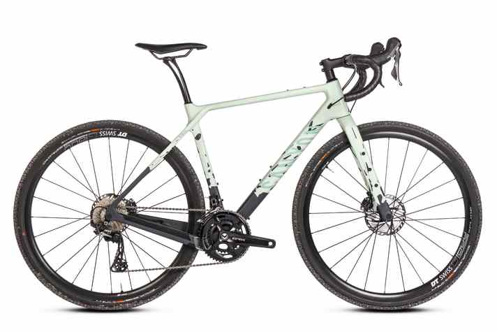 Geometrie, Komponenten und Handling: Moderne Gravelbikes wie das Canyon Grizl unterscheiden sich in den meisten Punkten von klassischen Crossrädern.