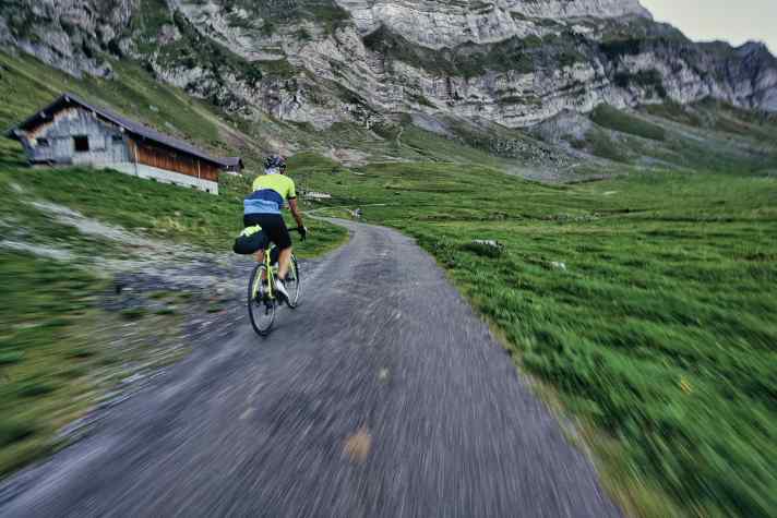 Tag 2, Appenzell – Klöntalersee: Autofreie Straße zur Schwägalp vor  der Säntis-Nordwand