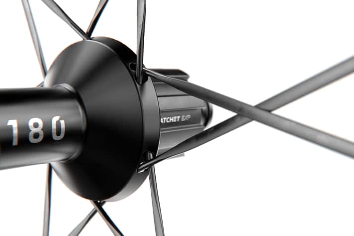 tour/dtswiss-grc-1100-50-spokes-1920px_648cdad57112930dea14ad98de5b231f