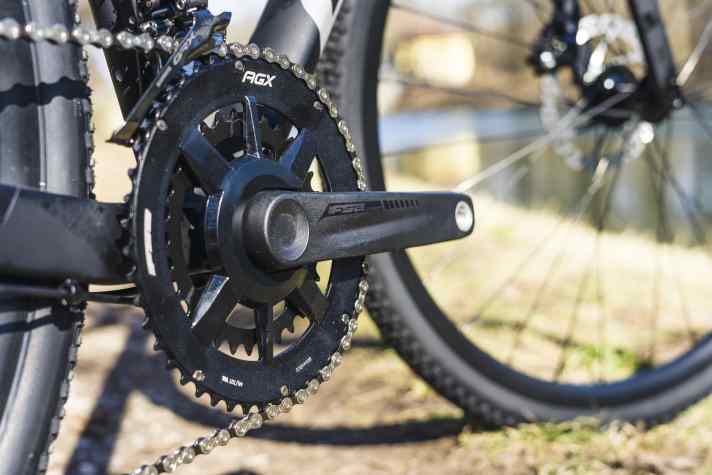 Antrieb/Schaltung: FSA/Shimano GRX 610/820 (2x12; 48/32, 11-34 Z.)