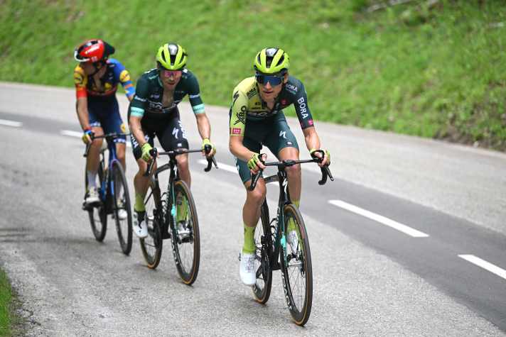 Insbesondere Alexandr Vlasov ebnete auf den letzten Kilometern Roglic den Weg zum Sieg.