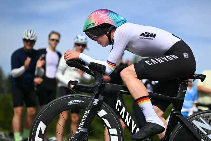 Antonia Niedermaier wurde dank eines herausragenden vierten Platzes U23-Weltmeisterin im Zeitfahren