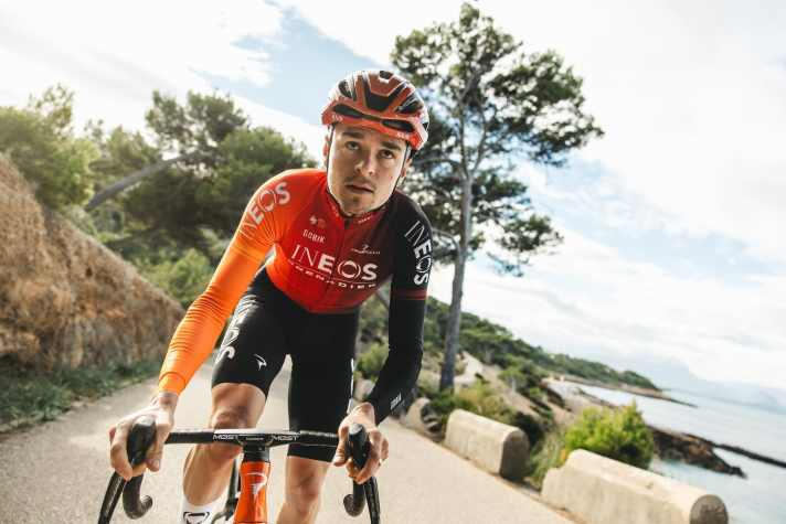 Tom Pidcock im neuen Dress von Ineos Grenadiers.