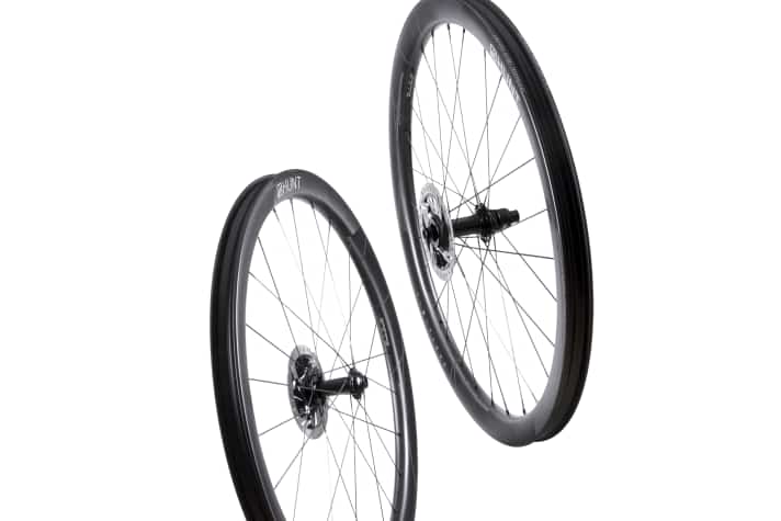 HUNT 40 Limitless Gravel Adventure