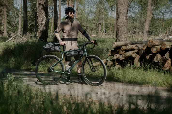 Die neue Rahmenplattform Softride 2.0 soll neue technologische Fortschritte und vielseitige Einsatzmöglichkeiten bieten. Auch für Graveltouren zum Beispiel.
