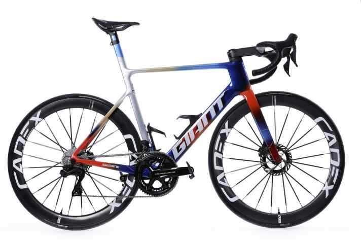 Das ist das Giant Propel Advanced SL von Jayco-AlUla für 2024