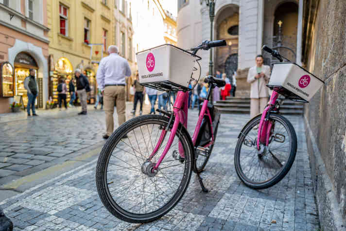 Selbst für Leihräder besteht in der Fahrradversicherung von Barmenia Versicherungsschutz.