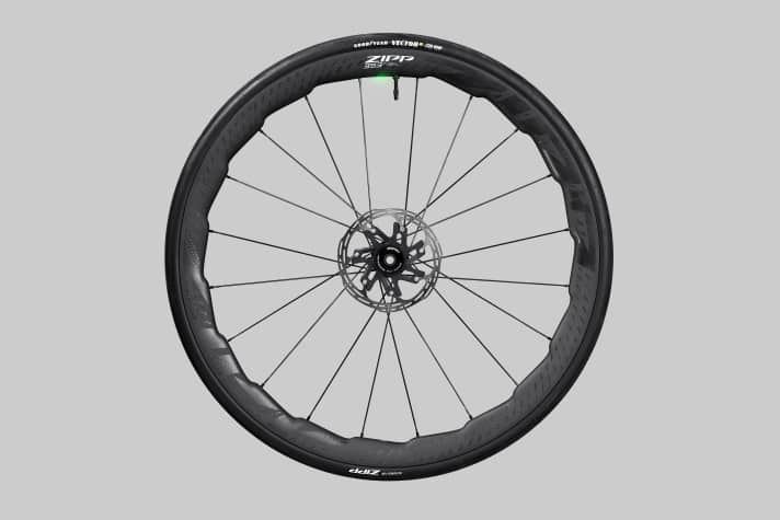 tour/z-my26-studio-250326-ck-20250306-zipp-353nsw-and-303sw40137_c5330a9770f7e98b02cf56dc851e99a9