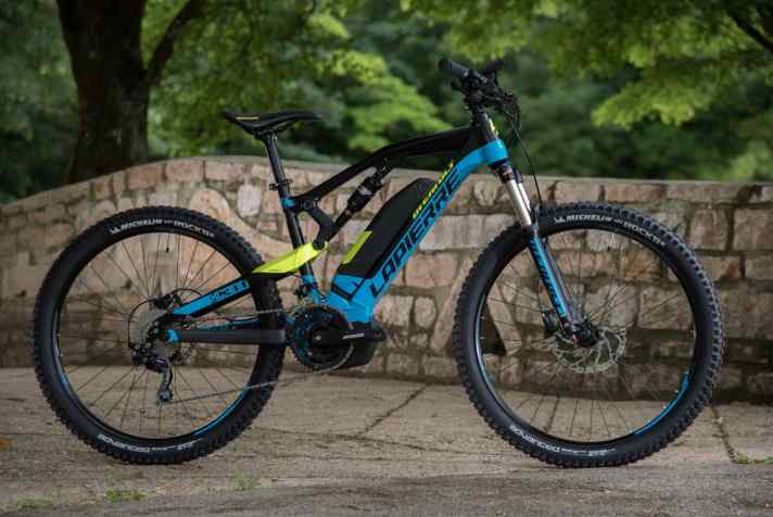   Den Einstieg in die E-MTB-Welt von Lapierre markiert das Overvolt XC 300.