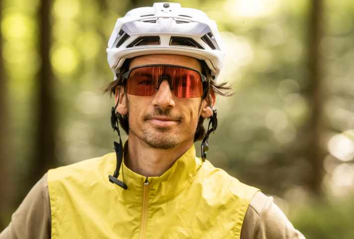 Tester Laurin Lehner, Größe: 1,78 Meter, 73 Kilo: Ist die meisten Protektoren-Westen in der Größe M gefahren und kam damit sehr gut zurecht.