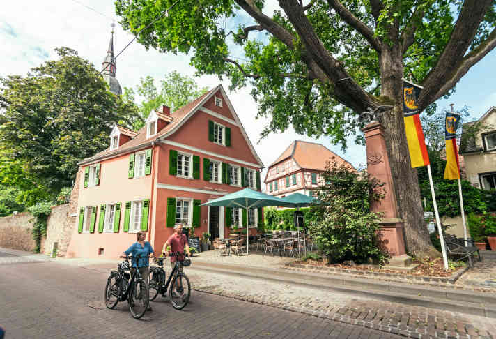 Der Weinort Nierstein ist einen Aufenthalt wert.