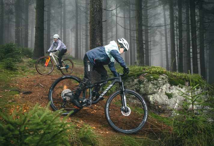 Mit dem richtigen Kinder-Mountainbike kann der Nachwuchs eine nachhaltige Leidenschaft für Sport und Trails entwickeln. Wir haben sechs aktuelle Modelle getestet.