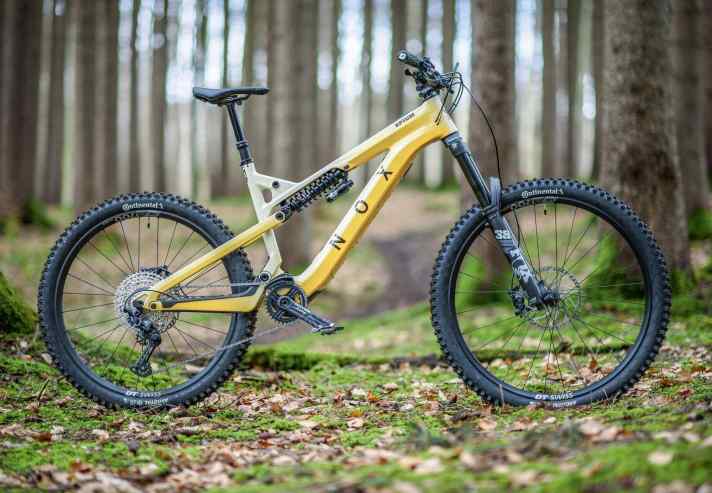 Nox Epium Enduro 7.1 Pro: 9199 Euro // 20,95 Kilogramm // 29/27,5 Zoll (Mullet) // 180 Millimeter Federweg.