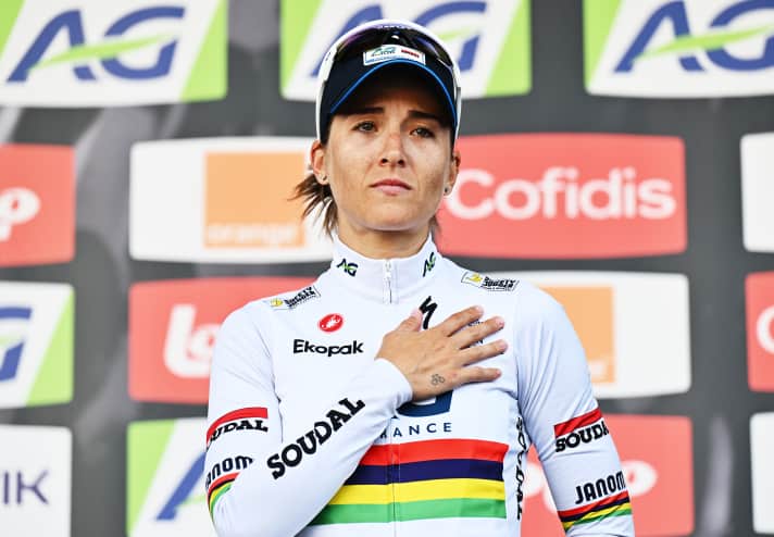 Hand aufs Herz: Kimberley Le Court Pienaar aus Mauritius gewann im Frühjahr den Klassiker Lüttich-Bastogne-Lüttich - eine gute Empfehlung Richtung WM