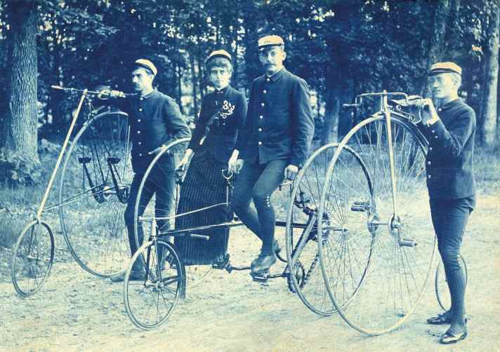 Rad-Bücher: Die kulturellen Veränderungen, die das Fahrrad bewirkte, werden mit diesem Buch erst so richtig bewusst.