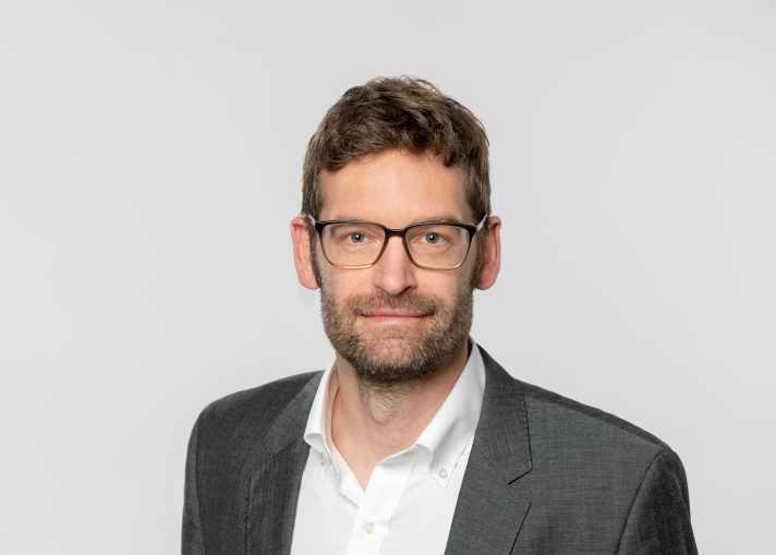 Karsten Köhler, Professor für Bewegung Ernährung und Gesundheit an der Technischen Universität München beantwortet uns die wichtigsten Fragen zum Thema Fett, Zucker, Alkohol und Sport.