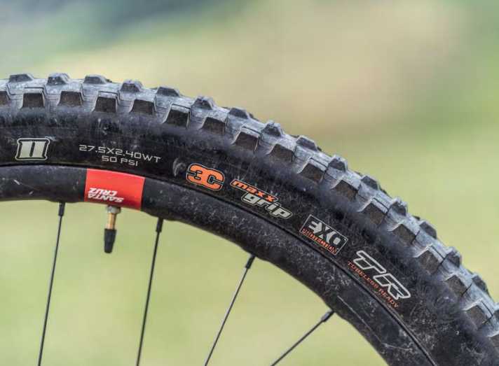 MaxxGrip-Bereifung am Santa Cruz
