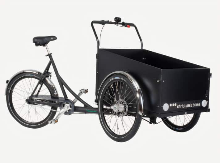 Der Klassiker: Mehrspurige Lastenräder mit großer Cargo-Box sind schwer und nicht sehr dynamisch, dafür passt richtig viel Gepäck rein.