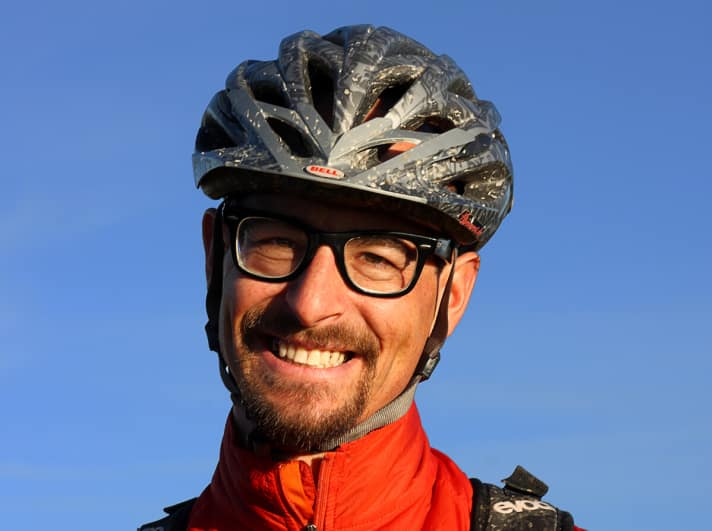   Dominik Scherer (37), Bike-Testfahrer: Fährt Bike seit 1996; Gewicht 80 kg; Größe 1,82 m; Fahrertyp All Mountain/Tour; Lieblingsrevier Karwendel