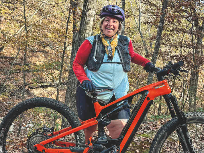 “E-MTBs sind einfach unglaublich”, findet Marley. “Mir hilft es, an meiner Fahrtechnik zu arbeiten, weil ich dank Motor eine Strecke mehrmals fahren kann und dadurch richtig reinkomme.”