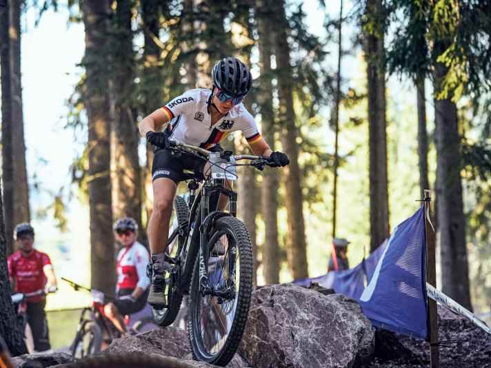 „E-Mountainbiken ist viel athletischer als herkömmliches Mountainbiken.“ Sofia Wiedenroth