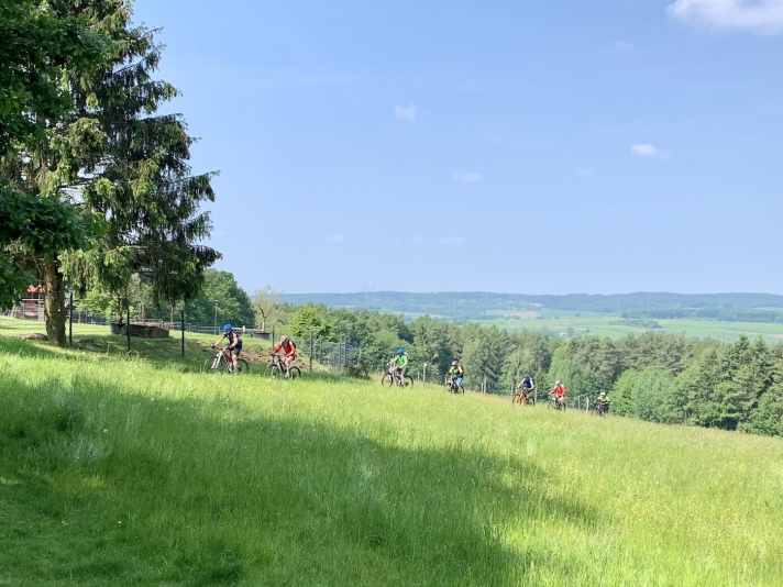 Vom Aussichtsturm am Fernblick konnte man den Gr. Feldberg und den ersten Teil der Etappe gut überblicken.