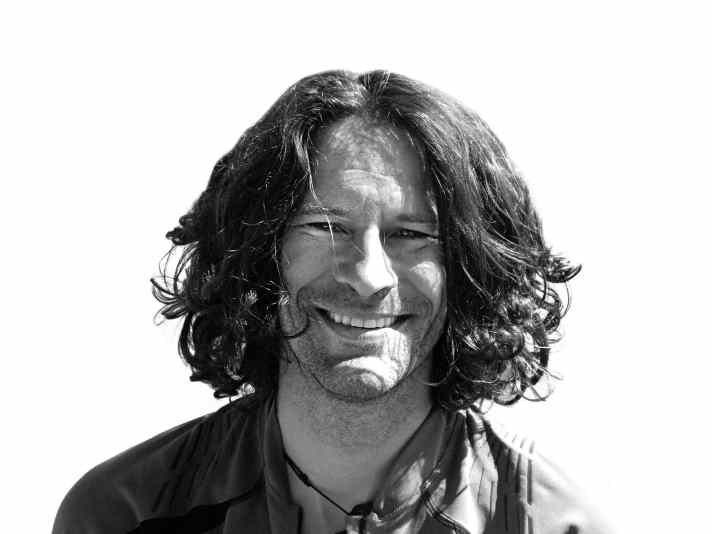   Ralf Glaser, Touren-Autor, <a href="http://www.trail.de/" target="_blank" rel="noopener noreferrer nofollow">www.trail.de</a> : Val di Fassa und Val di Fiemme kannte der Autor bisher nur vom Durchpedalieren auf Transalp-Mission. Aber da er des Kartenlesens mächtig ist, war es nur eine Frage der Zeit, bis er die Trails aufspürte.