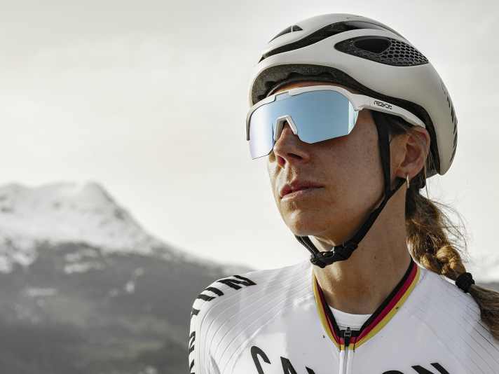 bike/carolin-schiff-optray_ec899c311f5ffab80ade26565d9c542a
