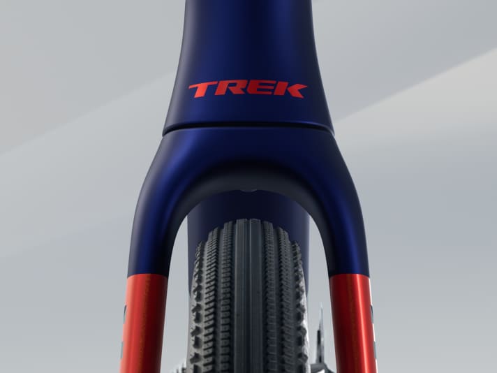 Schmale Dinger: Das Top-Modell rollt auf 38 Millimeter breiten Pneus, den ebenfalls neuen Bontrager Girona.