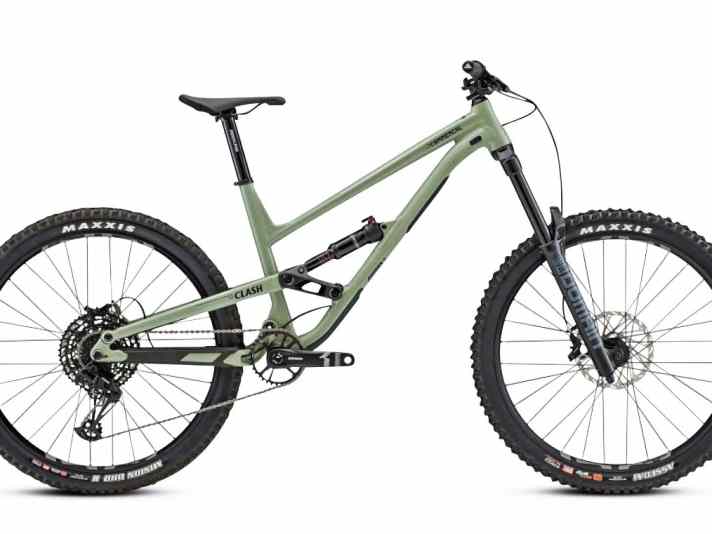 <a href="https://www.awin1.com/cread.php?awinmid=28561&awinaffid=471469&clickref=B+Commencal+Clash+Origin&ued=https%3A%2F%2Fwww.alltricks.de%2FF-11947-velos-complets-vtt%2FP-2148387-commencal_clash_origin_sram_gx_eagle_12v_27_5___full_suspension_mtb_green_2022" target="_blank" rel="noopener noreferrer nofollow">Commencal Clash Origin</a> • 3100 Euro: Der Freerider aus Andorra (180/170 mm Hub) war leider ebenfalls nicht verfügbar für einen Vergleich. Der Versender bietet ein gutes Preis-Leistungs-Verhältnis. Hier bekommt man neben der Rockshox Domain R sogar den Dämpfer Select+ . Eine Vario-Stütze ist dagegen nicht dabei. Gewicht: 15,5 Kilo (Herstellerangabe). Ein Modell ist noch günstiger: das Origin Dark Slate für 2950 Euro.
