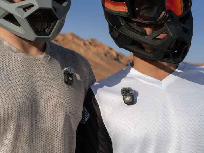 Die neue DJI unterstützt zwei Mikrofone und ermöglicht so hochwertigen Klang ohne zusätzlichen Empfänger.