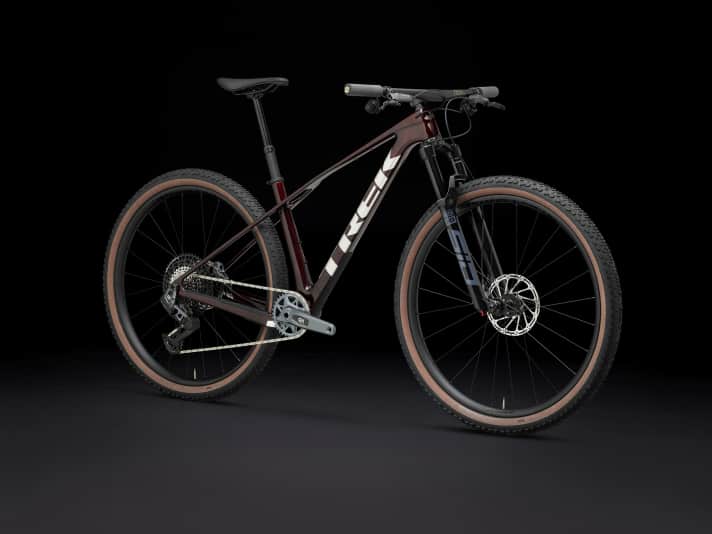 Für 2025 kommt das Race-Hardtail von Trek mit einem völlig überarbeiteten Carbon- Rahmen.