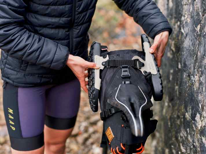 Bikepacking-Sandalen
