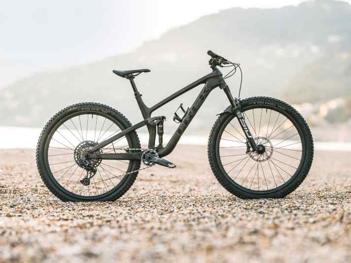Stimmiges Down-Country-Bike: Trek Top Fuel 9.8 GX AXS