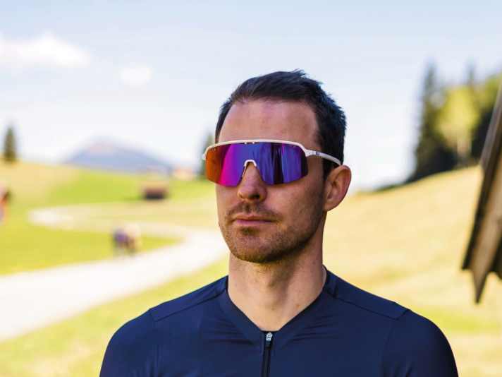 Die Julbo intensity Groupama-FDJ mit Spectron-HD-Filter