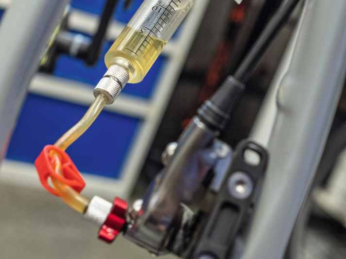 Bremsflüssigkeit ablassen