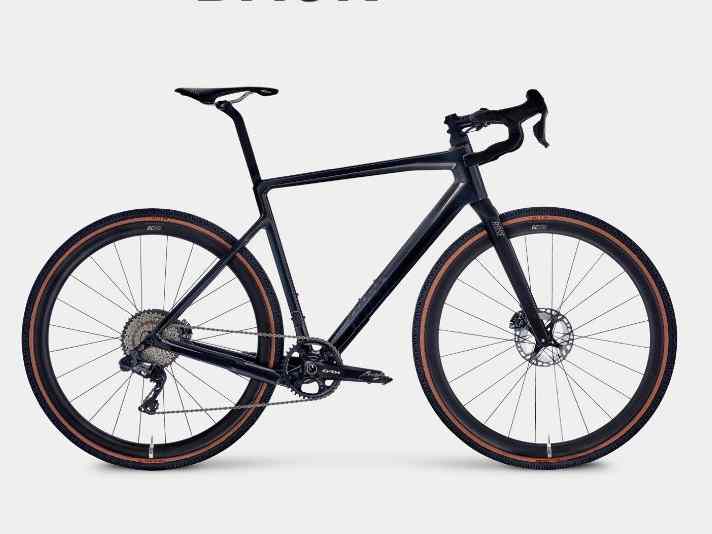 Die Speziallackierung “Midnight Laser Grey” kommt bei den drei Limited-Modellen des Backroad zum Einsatz.